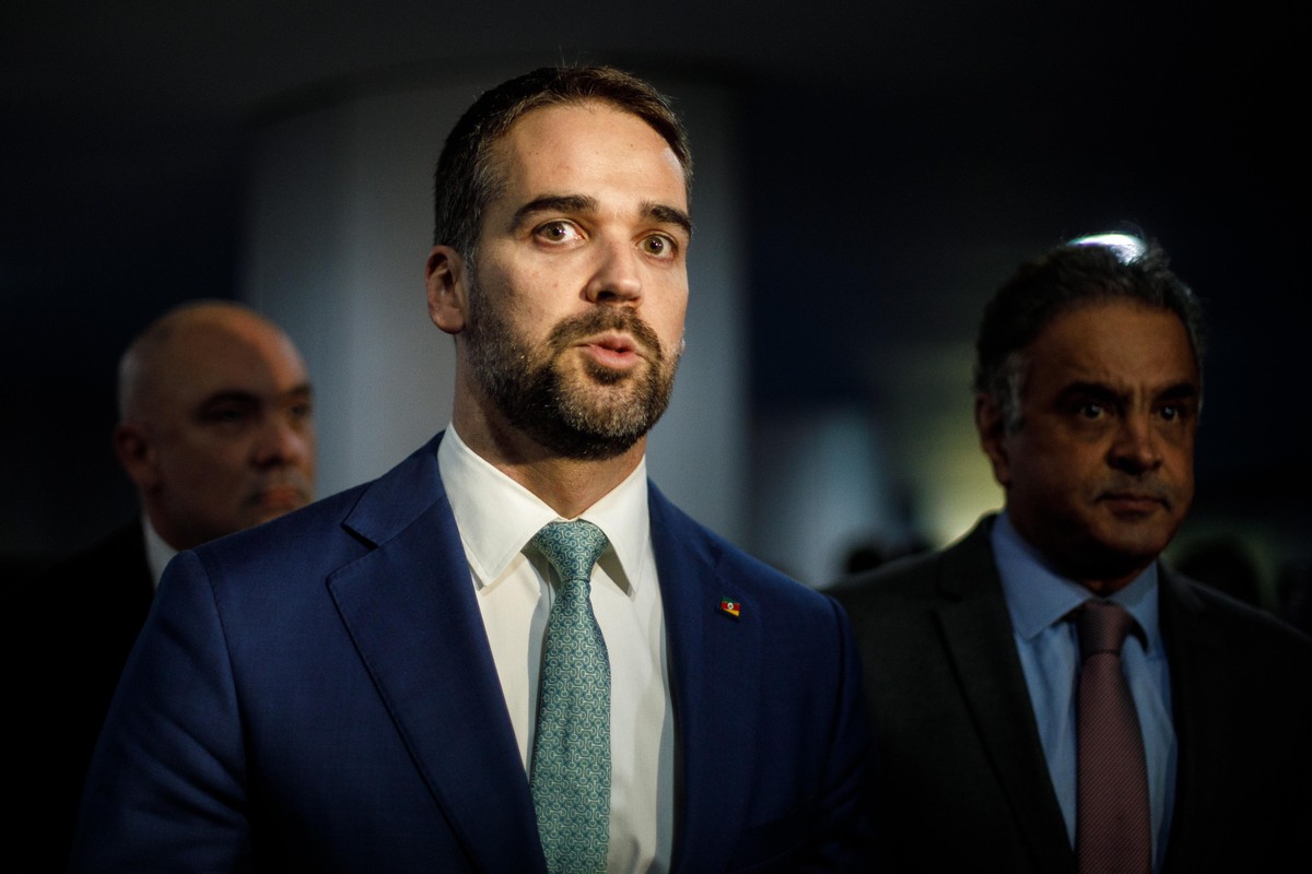 Eduardo Leite critica tarifas de Trump e lamenta interferência nos assuntos do Brasil