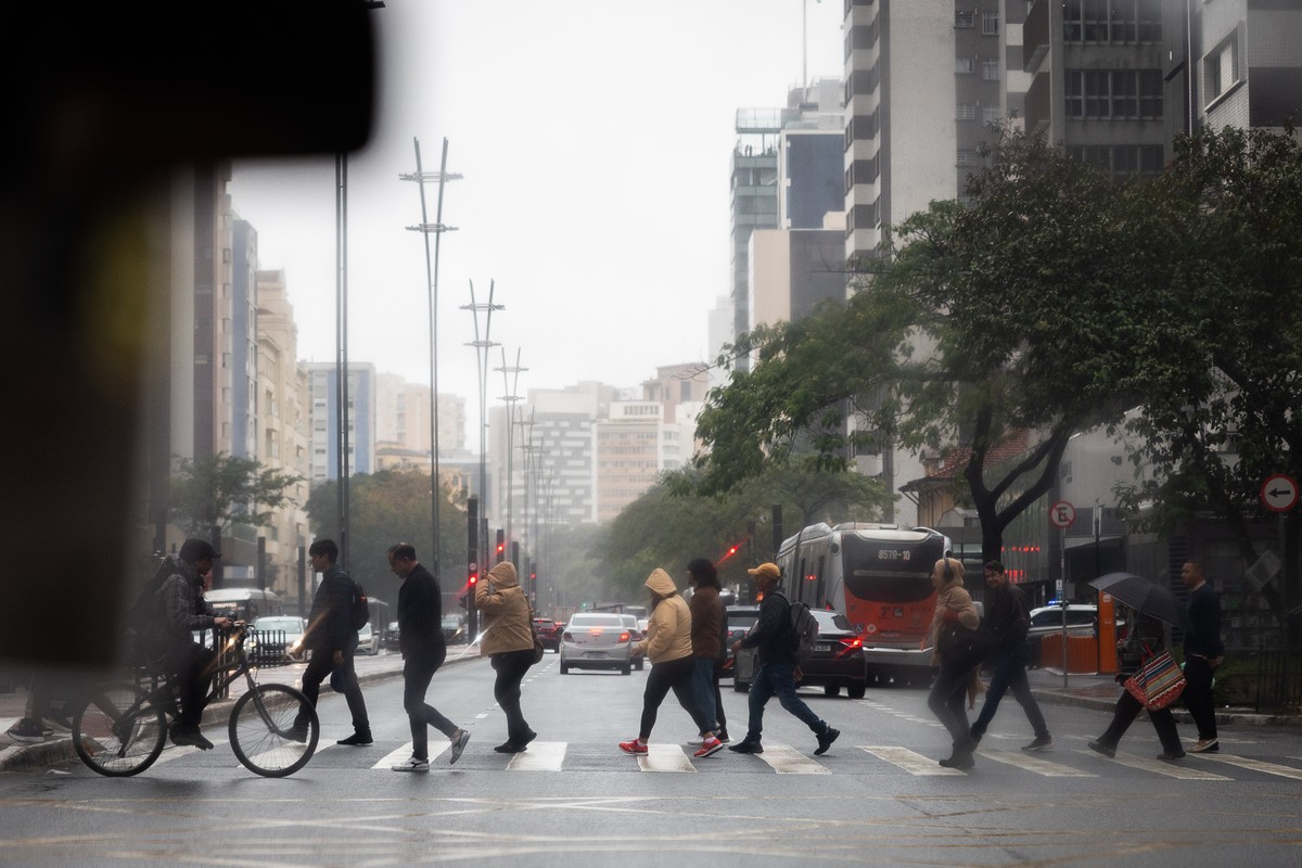 Chuva pode atingir o Sudeste neste fim de semana; Centro-Oeste segue seco