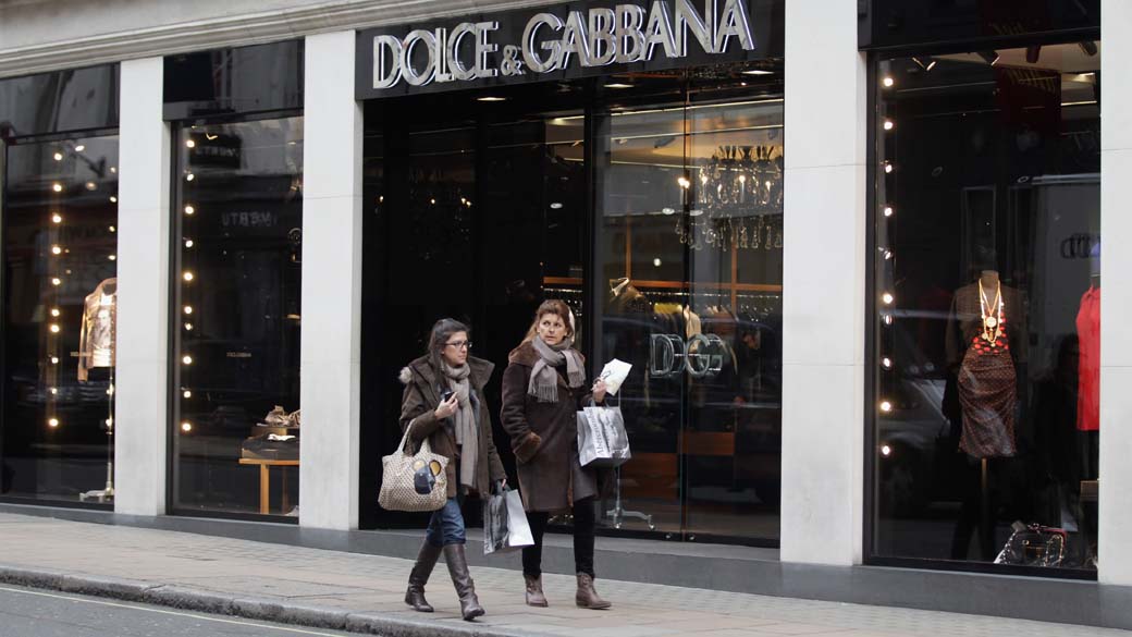 Loja da Dolce & Gabbana em Londres (Foto: Dan Kitwood/Getty Images/VEJA)