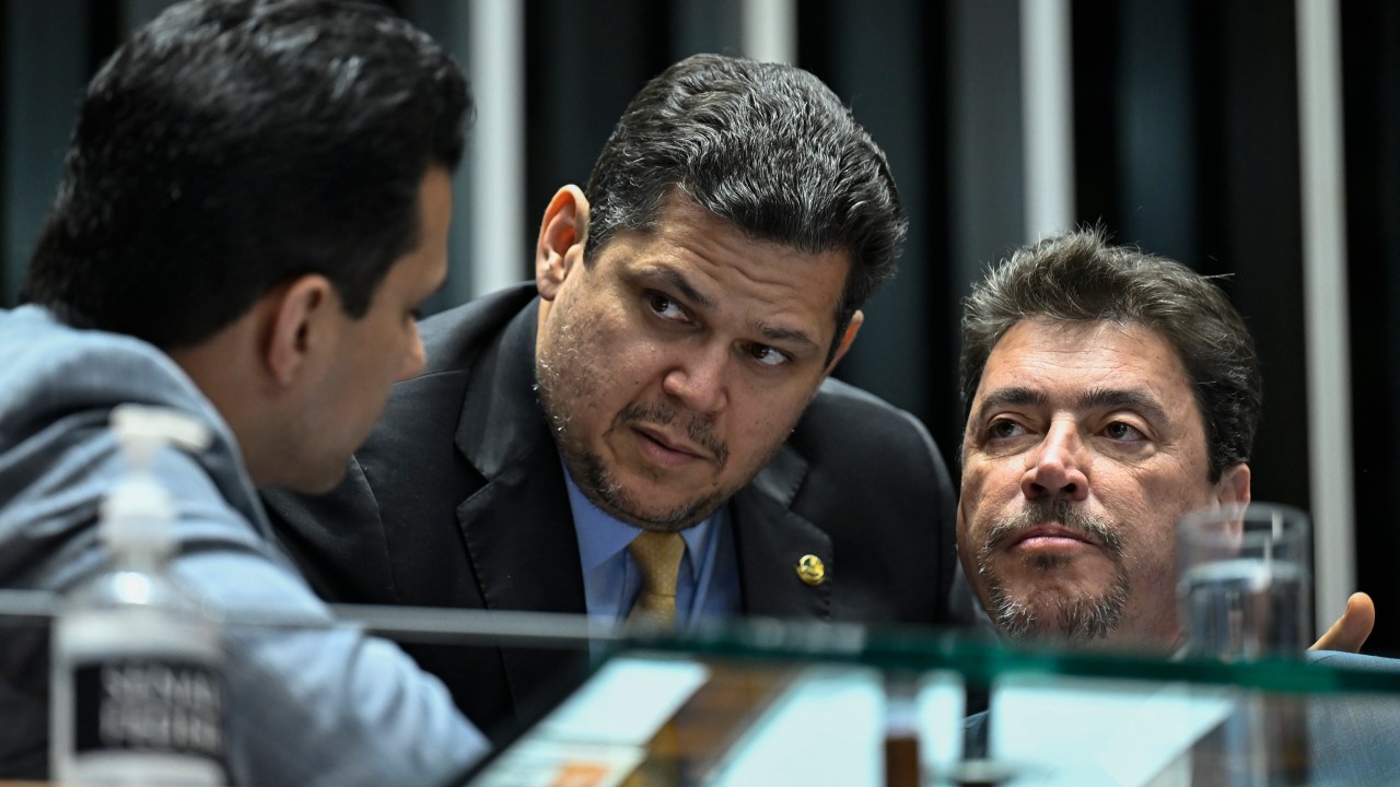 Oposição do Senado sinaliza fim de motim e agenda reunião com Alcolumbre