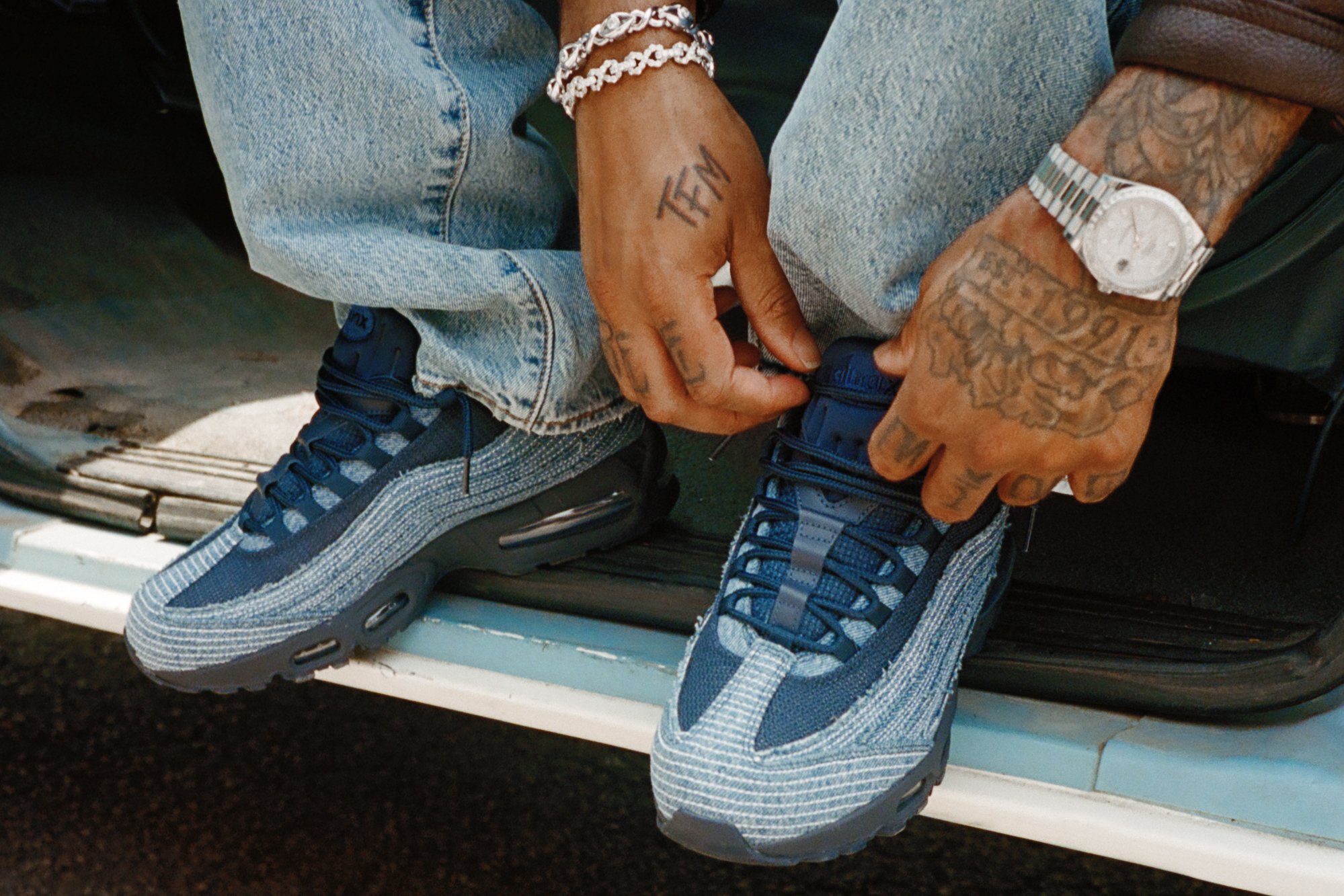 Nike Air Max 95 ganha nova versão em colaboração com a Levi’s
