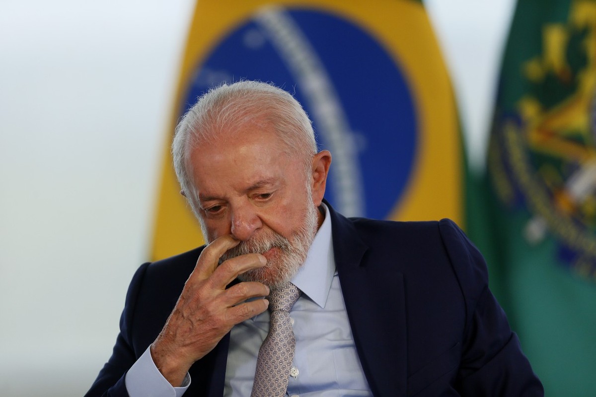 Assessor de Lula analisa a transição de apatia para ação no governo atual