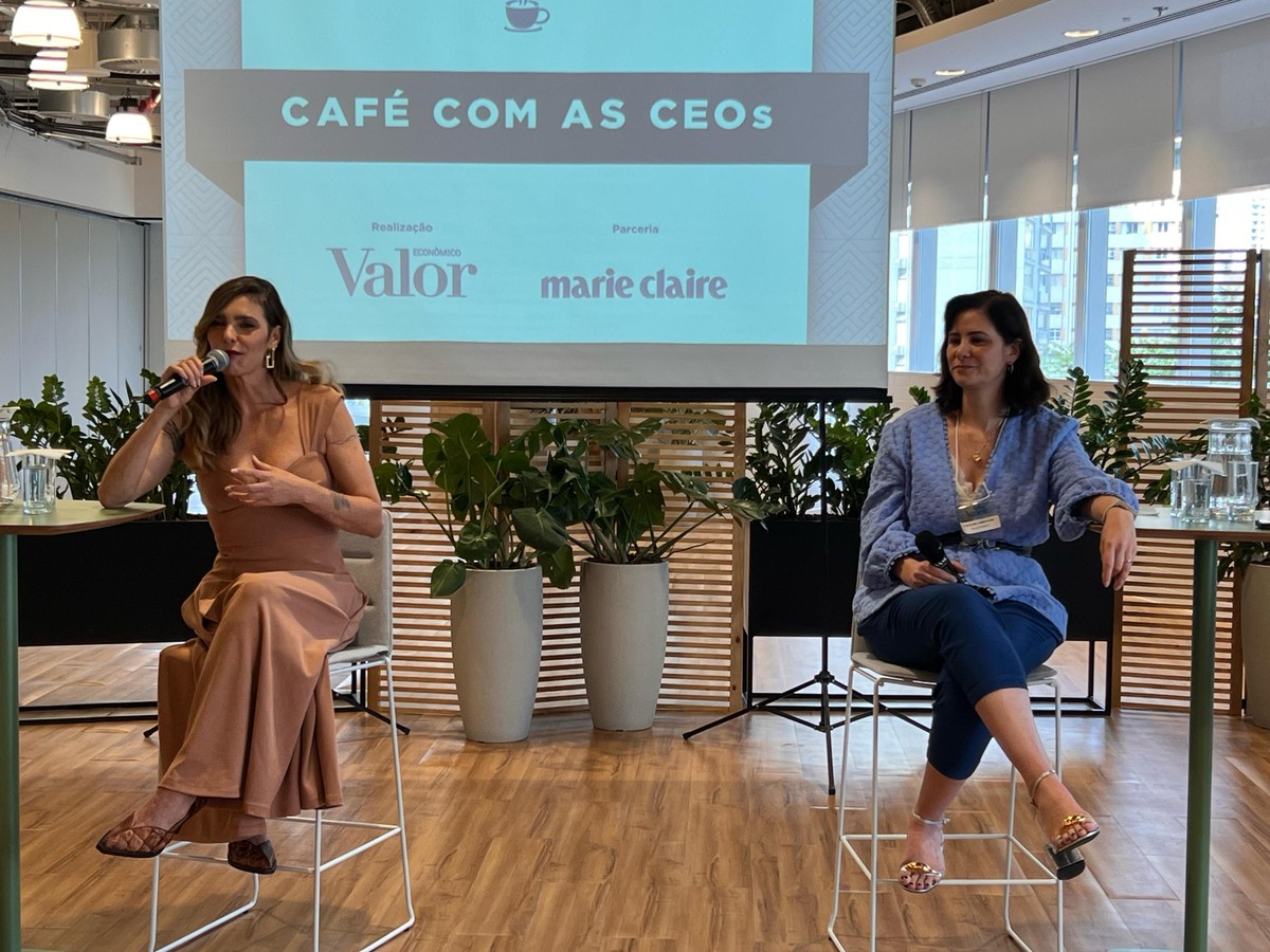No evento "Café com as CEOS", a apresentadora Fernanda Lima e a médica ginecologista Carolina Ambrogini (Foto: Ana Hiromi/Valor)