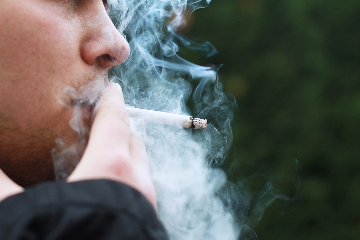 Cigarros: fábrica de São Paulo sob suspeita tem operação mantida pela Justiça (Foto: O Globo)