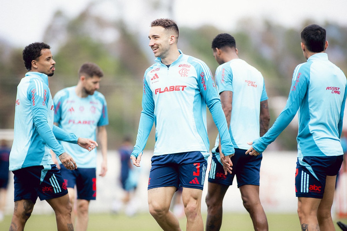Flamengo busca reverter crises e retomar bom desempenho em campo