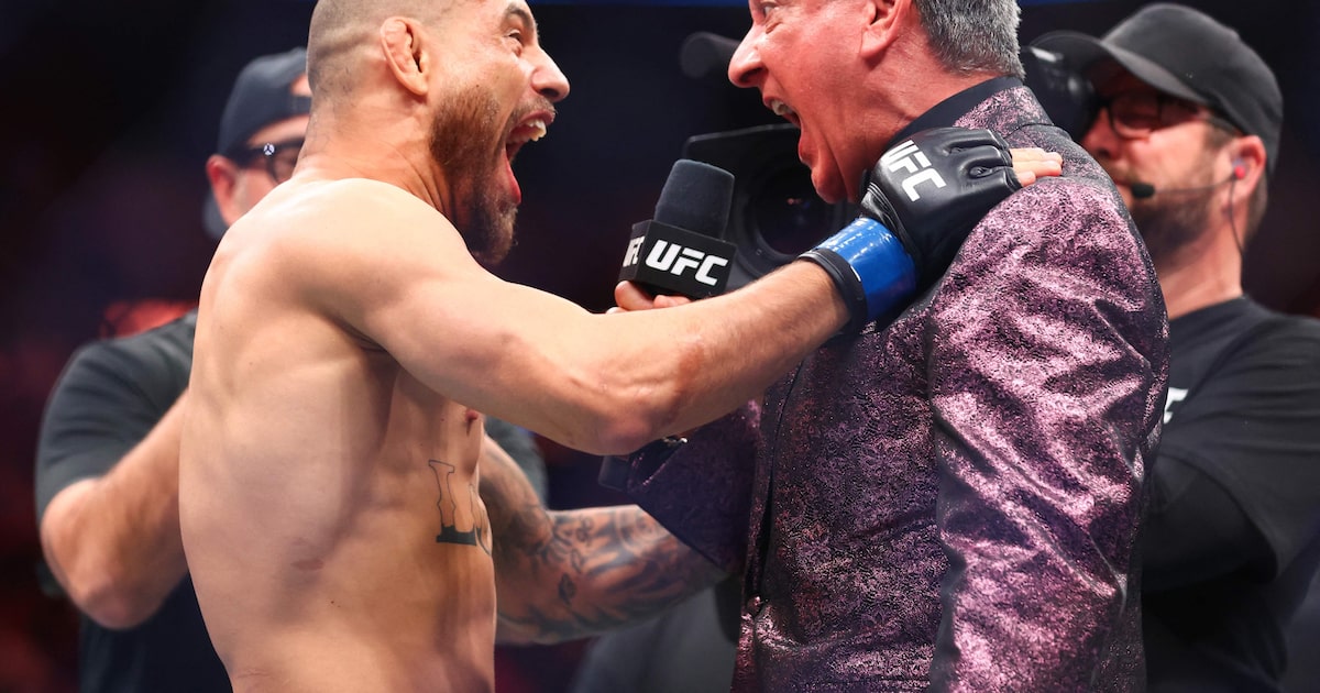 Jean Silva da Fighting Nerds "enlouqueceu" no octógono do UFC 314 com vitória arrasadora sobre Bryce Mitchell. (Foto: Megan Briggs/Getty Images via AFP)
