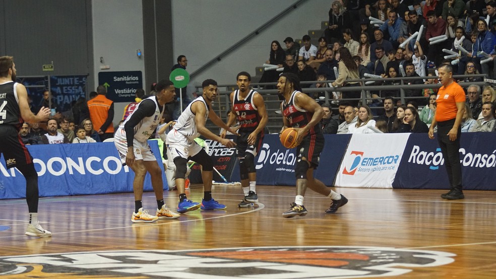 Flamengo está nas quartas de final do NBB (Novo Basquete Brasil) (Foto: Thais Sousa/CXSB)