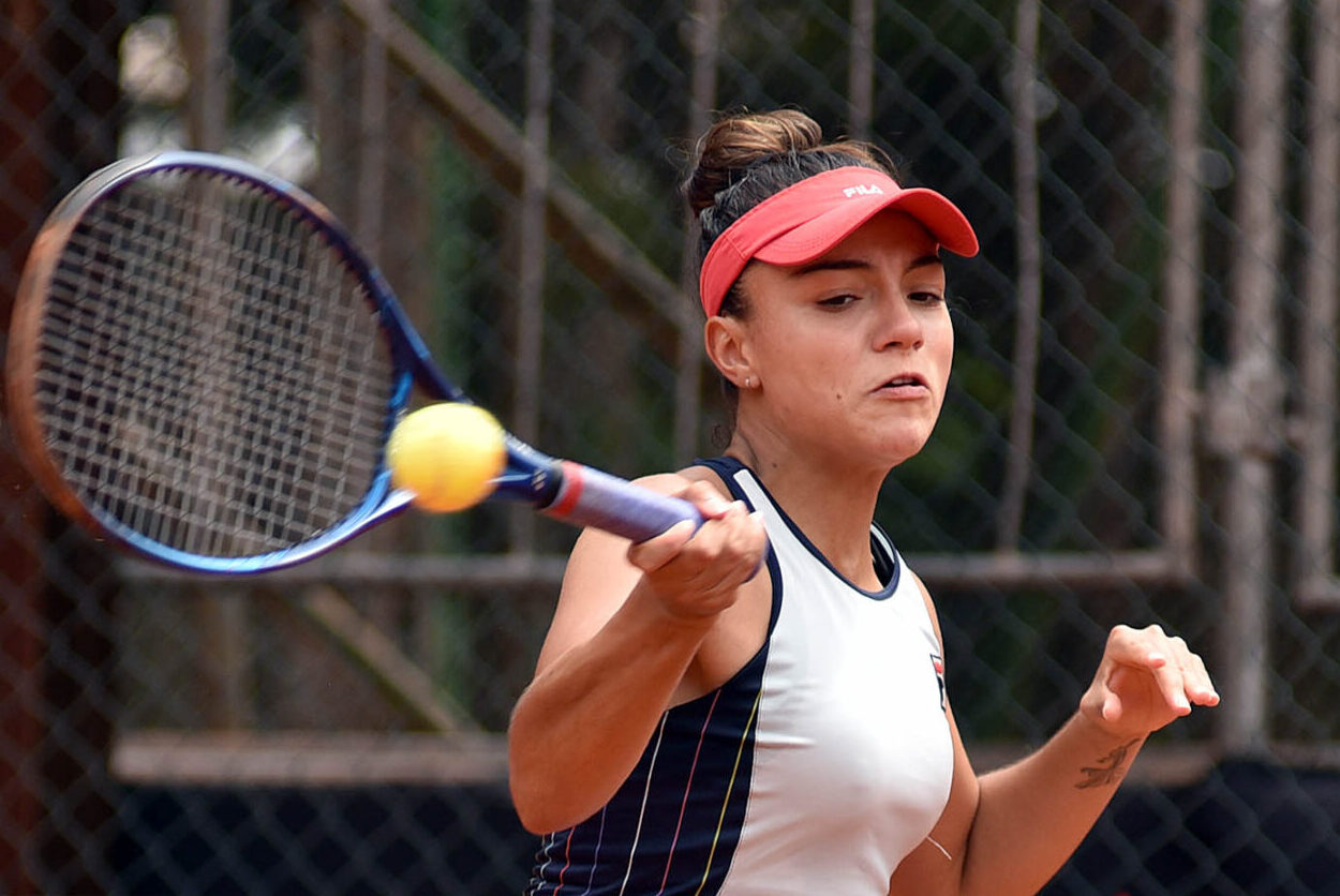 Sofia Mendonça avança no torneio ITF e Pedretti e Fullana estreiam em Rio Claro