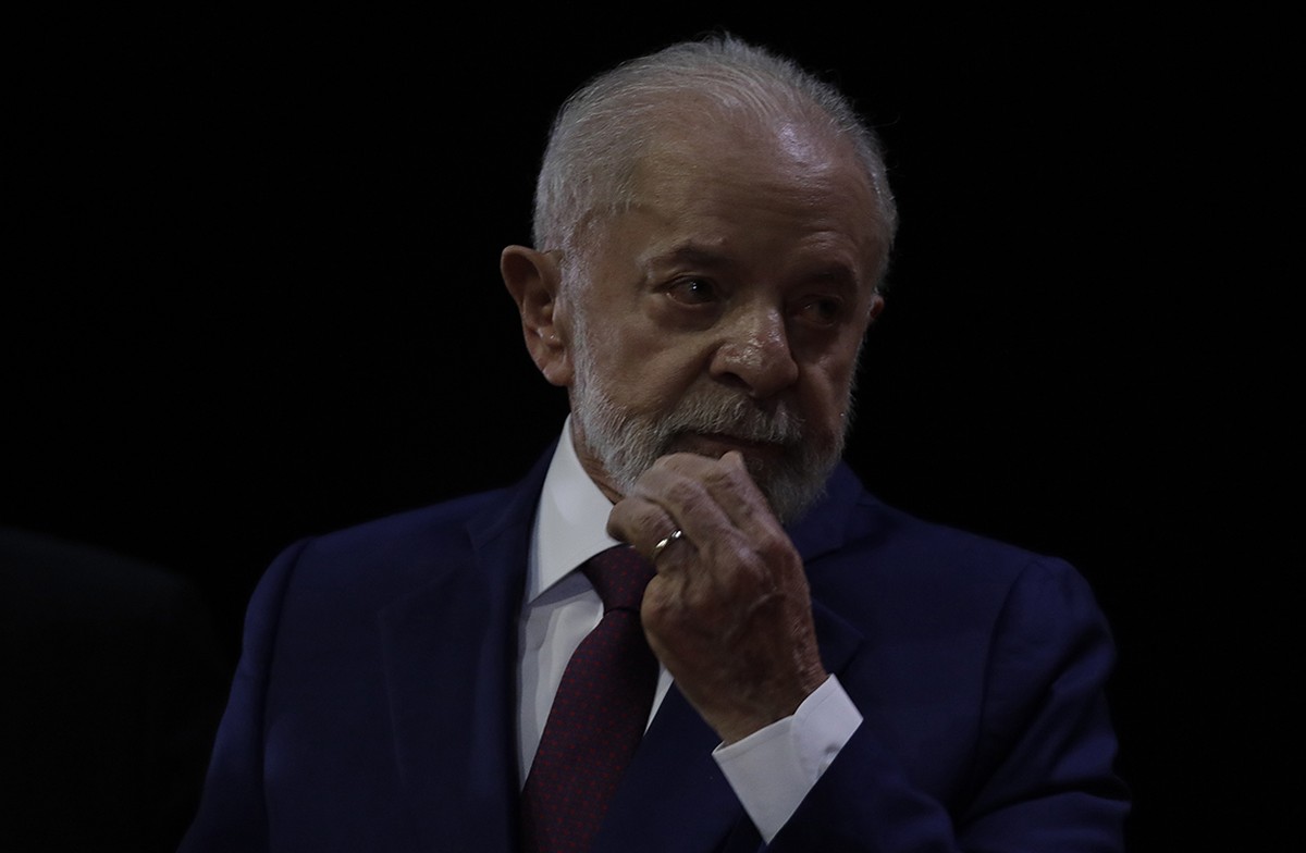 Lula: aconselhado por ministros e pessoas próximas, presidente cogita abrir mais espaços para o Partido Progressista (PP) e o Partido Social Democrático (PSD) no ministério (Foto: Cristiano Mariz/Agência O Globo)