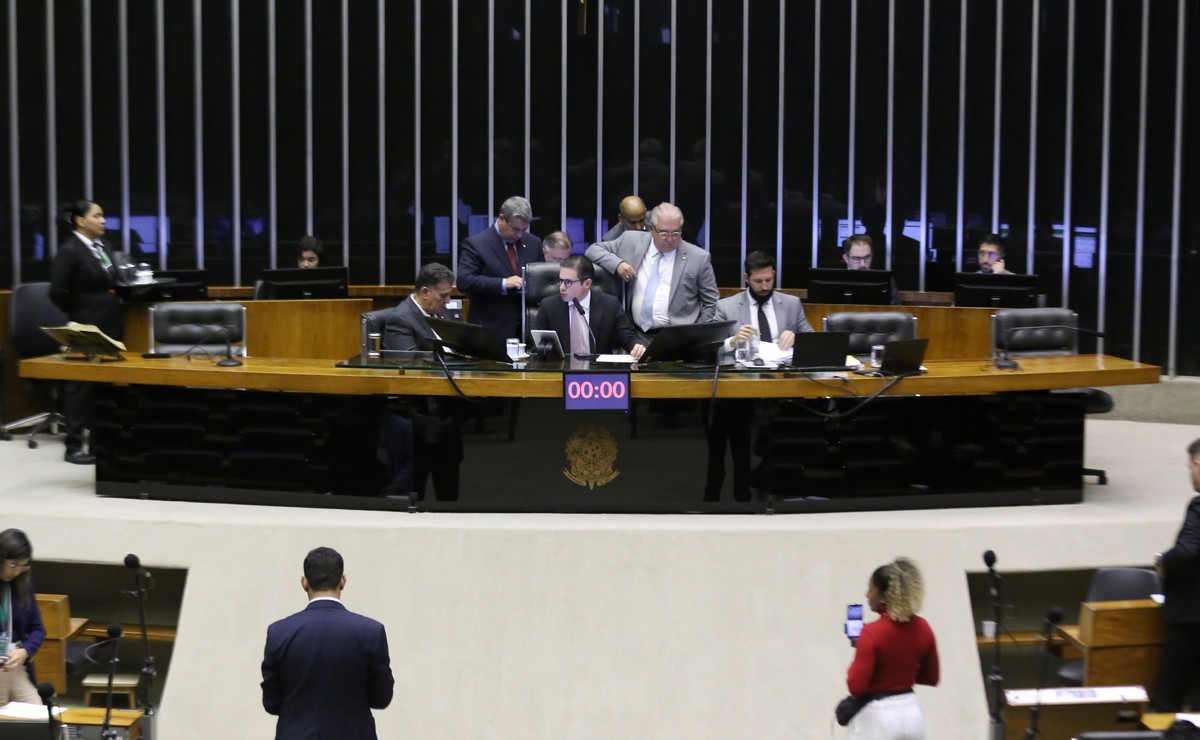 Câmara aprova redução de 10% nos benefícios tributários em todo o país