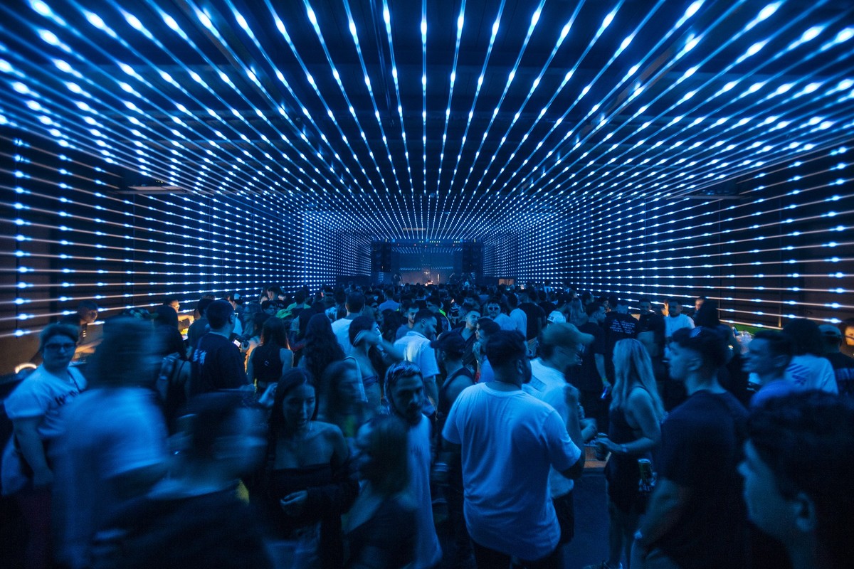 IA pode transformar a indústria da música, alerta especialista em tecnologia