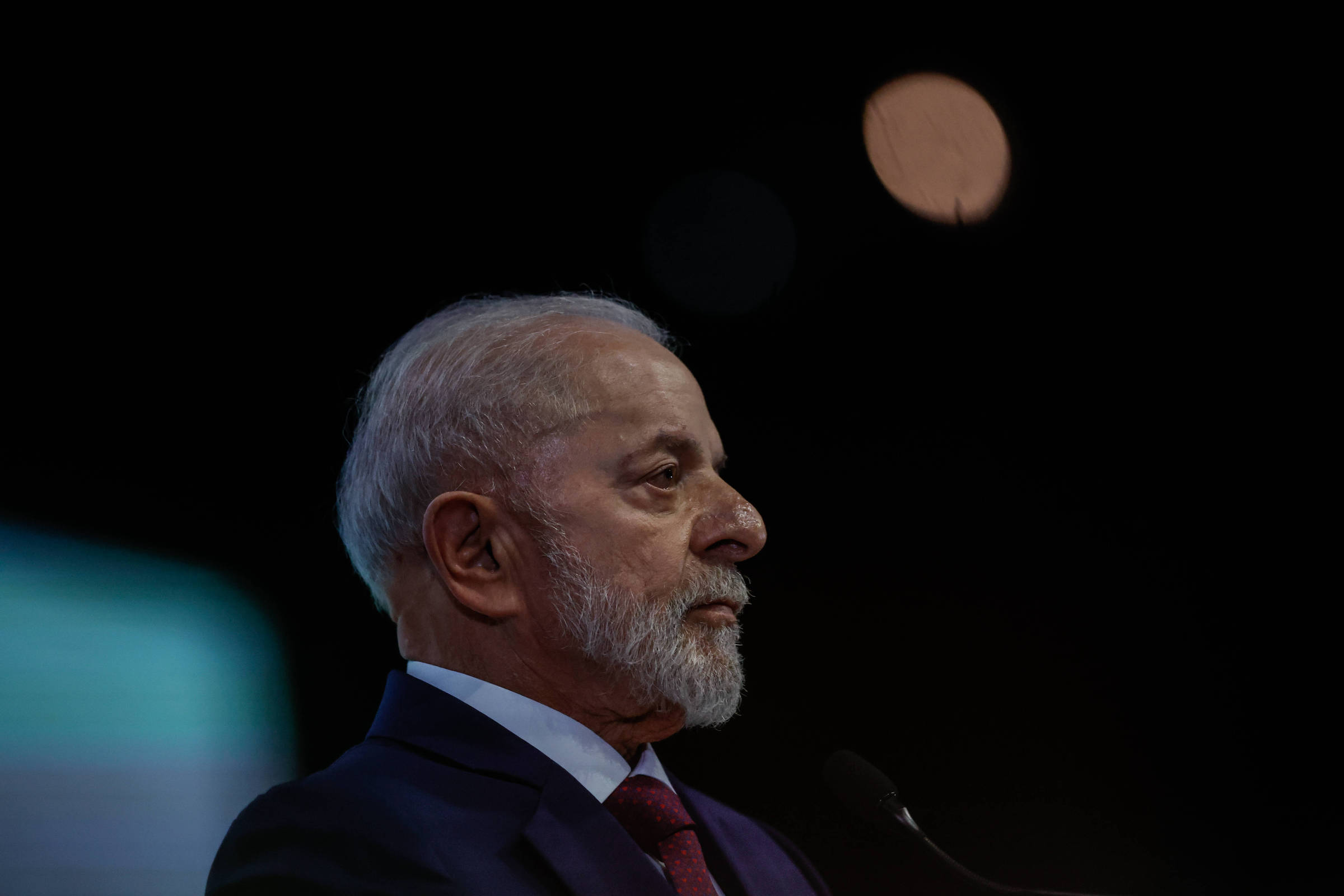 O presidente Luiz Inácio Lula da Silva participa do evento no Centro de Convenções Ulysses Guimarães, em Brasília (Foto: Gabriela Biló/Folhapress)
