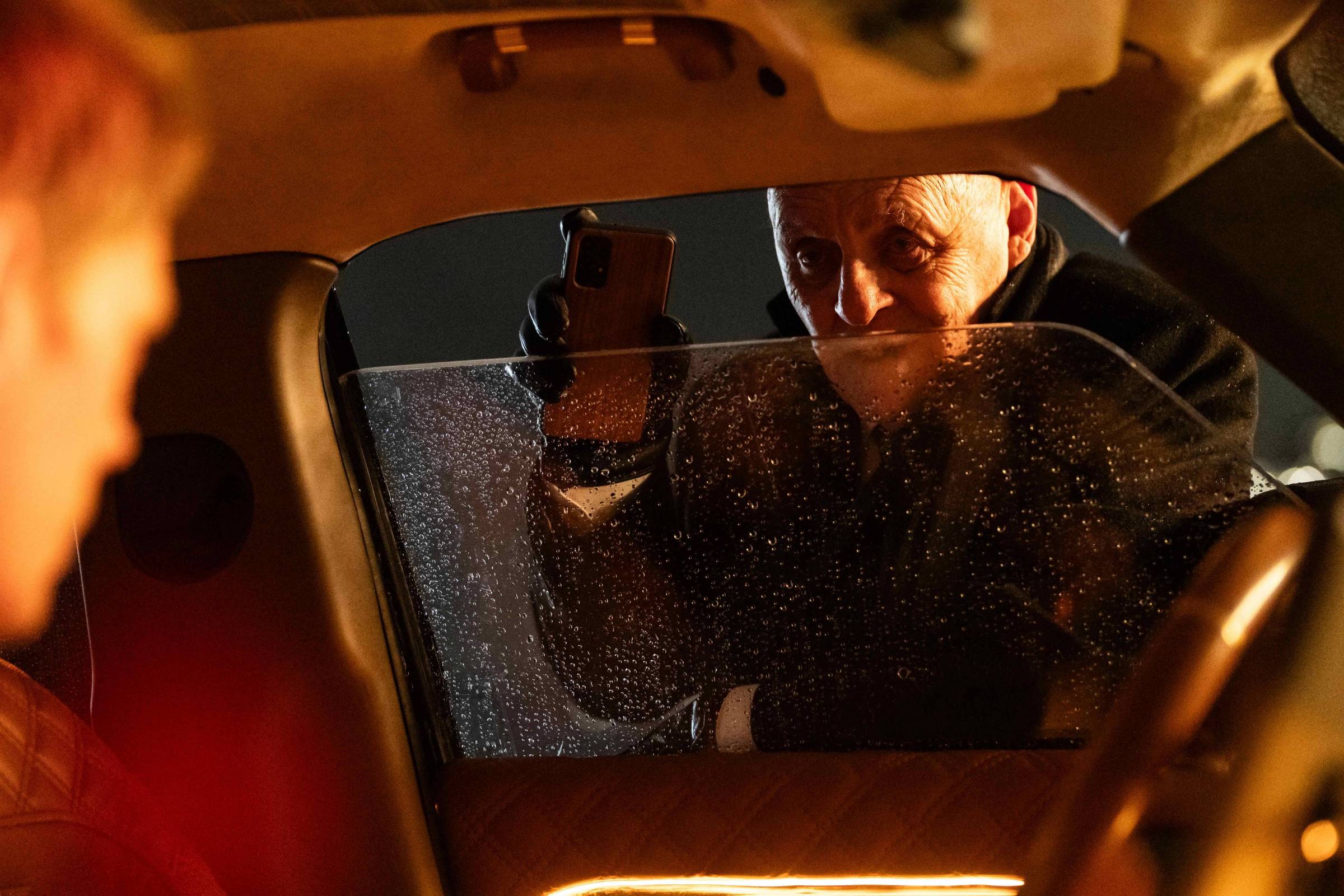 Séries com Anthony Hopkins e Ryan Reynolds estreiam na TV e no streaming nesta sexta-feira