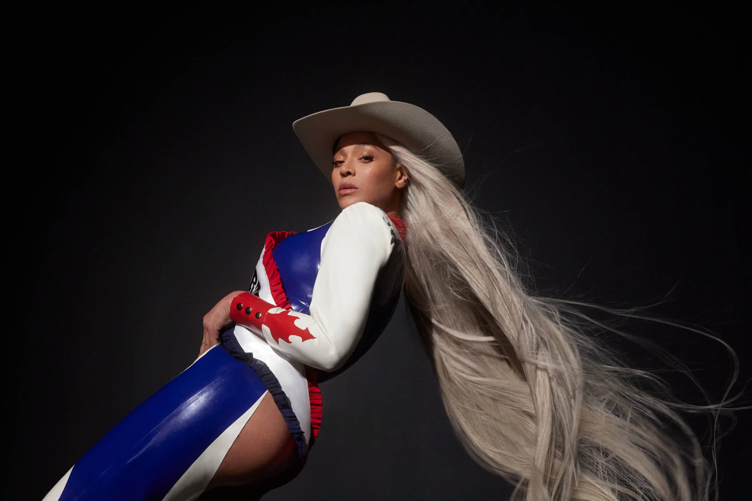 Música country se torna palco de disputas políticas com Beyoncé e drag queens