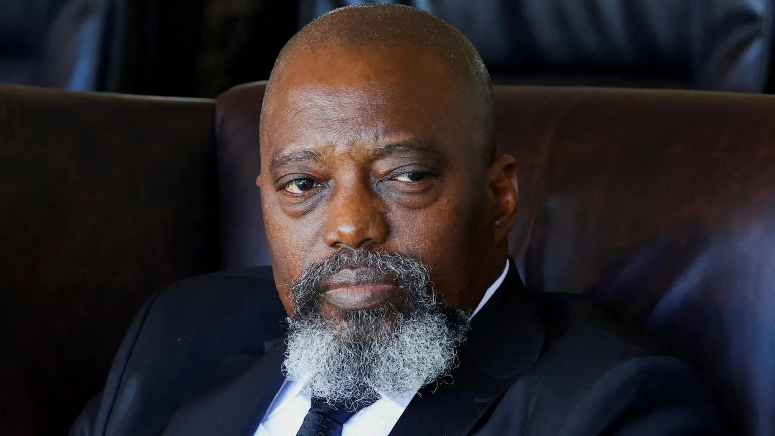 Ex-líder da RDC critica decisão que retira imunidade em caso de traição