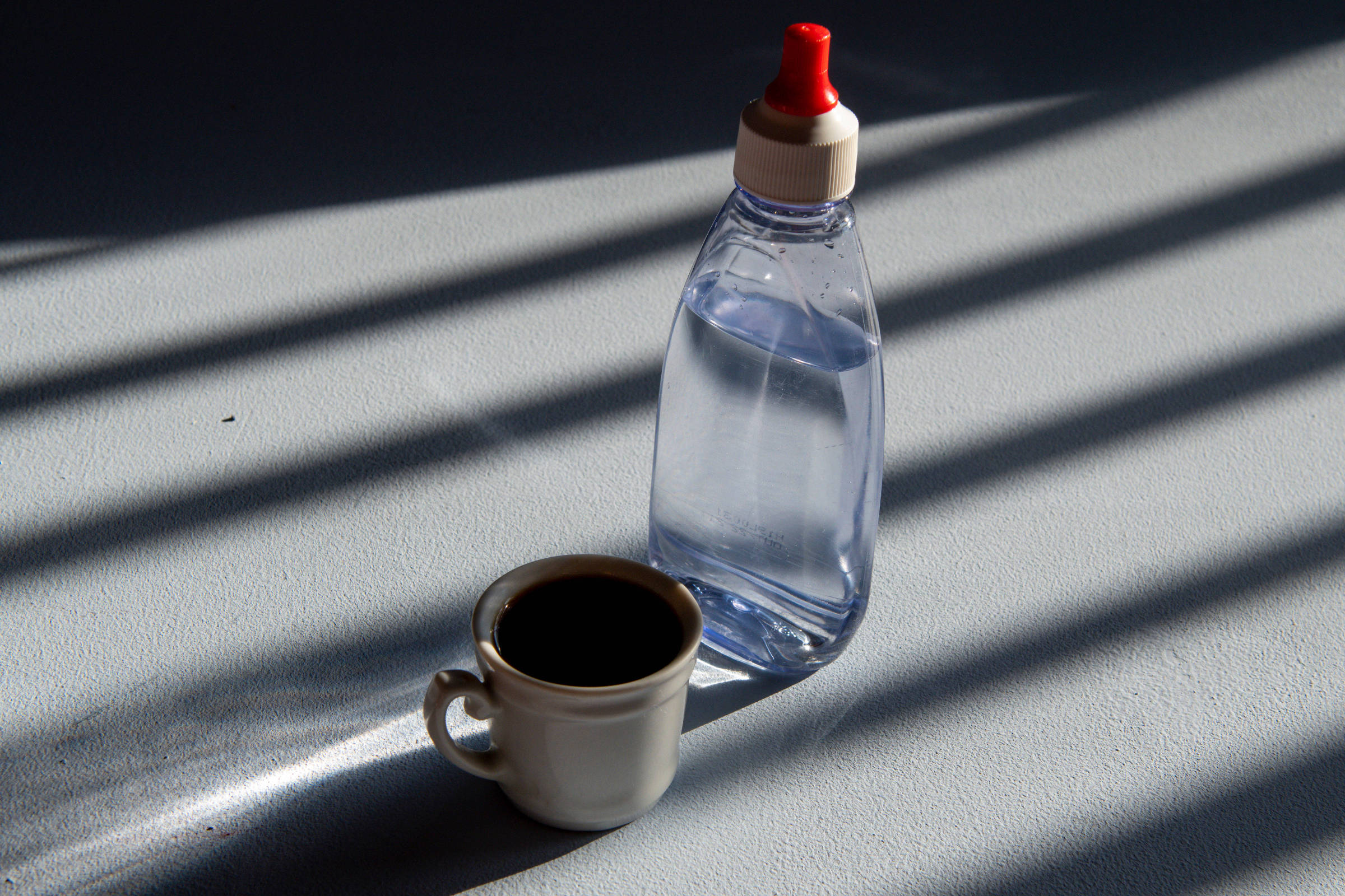 Aspartame altera microbiota intestinal e pode influenciar tumores cerebrais, aponta estudo
