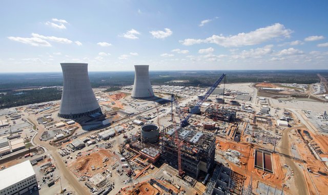 Big techs apostam em energia nuclear para atender demanda da inteligência artificial