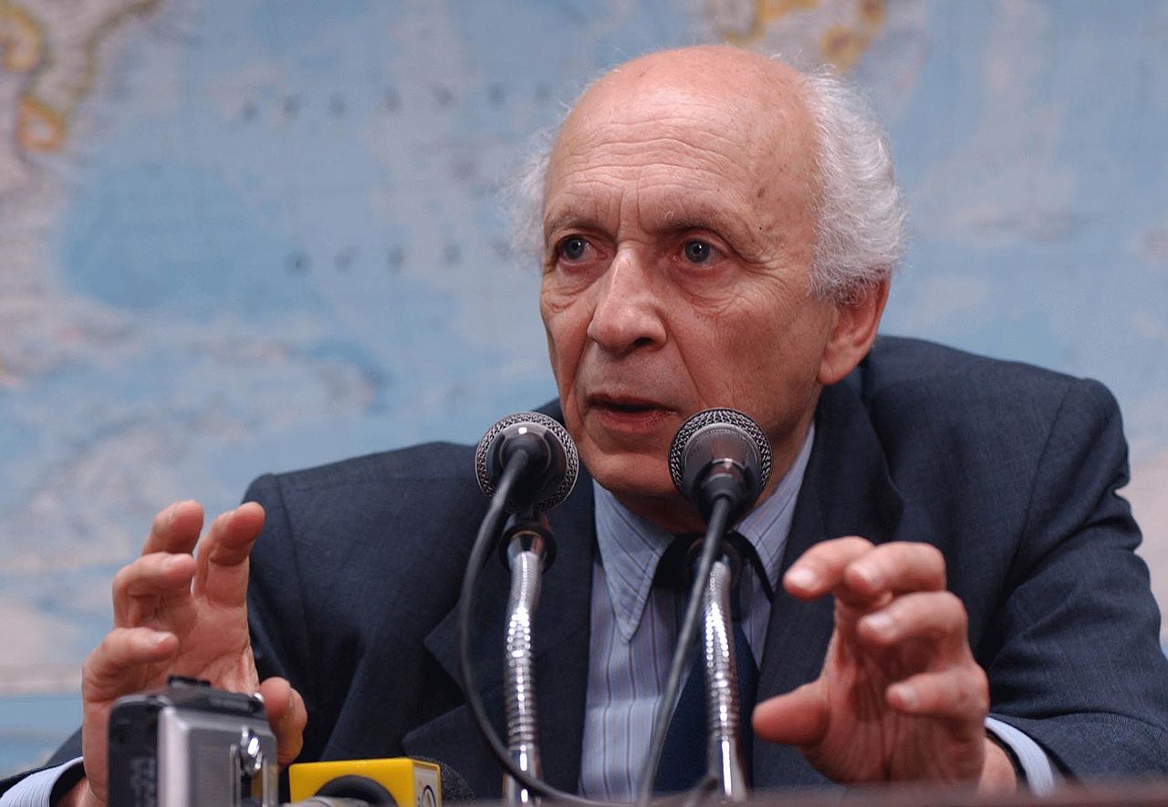 Medida polêmica de Ricupero mobiliza sociedade em defesa do país