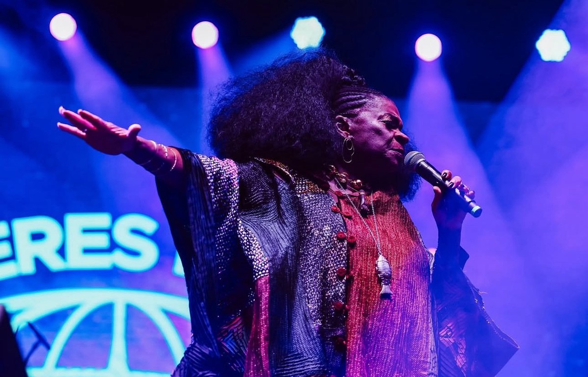 Zezé Motta desabafa após show interrompido em Brasília: 'É sobre respeito'