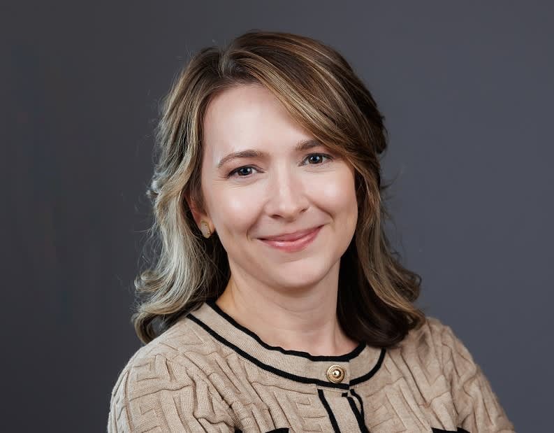 Mãe de 36 anos revela como conquistou US$ 10 mil com renda passiva