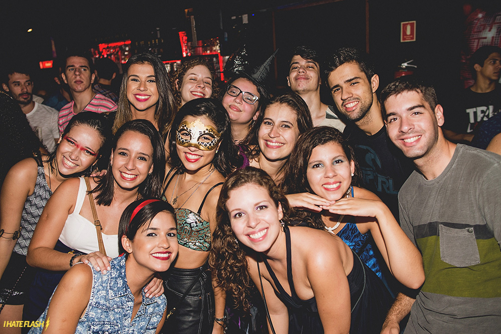 Quebrando a Cena: Baile de Halloween