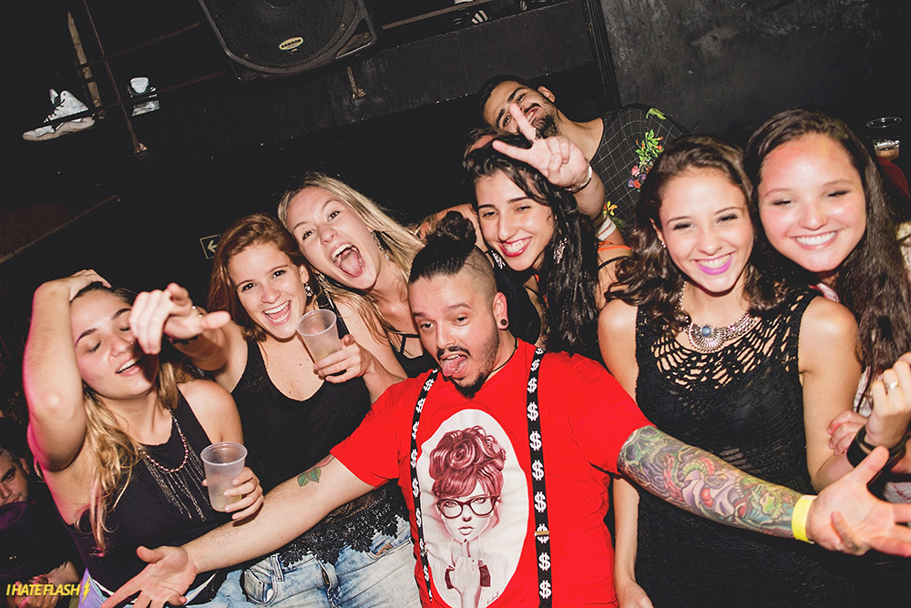 Quebrando a Cena: Baile de Halloween