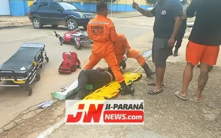 Acidente de trânsito envolvendo motocicleta e veículo na rua Governador Jorge Teixeira (K-5)