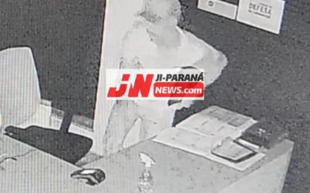 Foragido da Justiça é reconhecido após arrombar porta de empresa para furtar