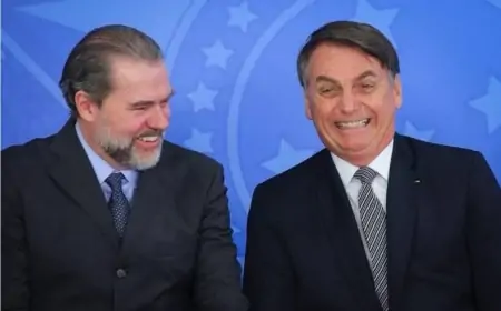 Decisão de Toffoli pode deixar Bolsonaro elegível