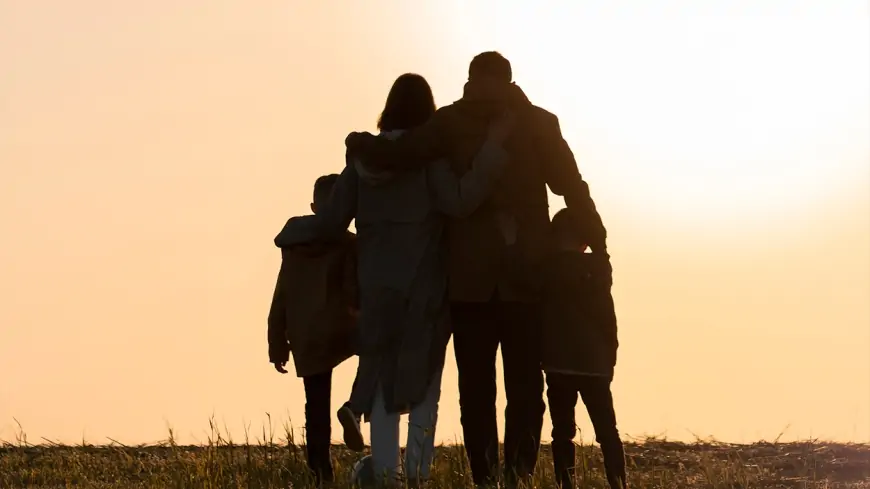 Escola nos EUA é Processada por Tratar Menina como Menino sem Consentimento dos Pais