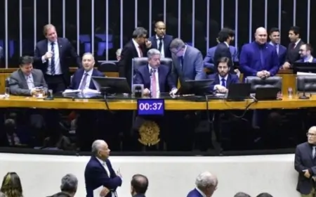 Lula é novamente derrotado - Congresso reage, derruba veto e finalmente as "saidinhas" chegam ao fim