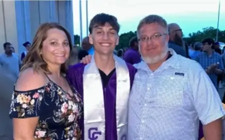 Estudante é impedido de receber diploma após elogiar Jesus em discurso de formatura