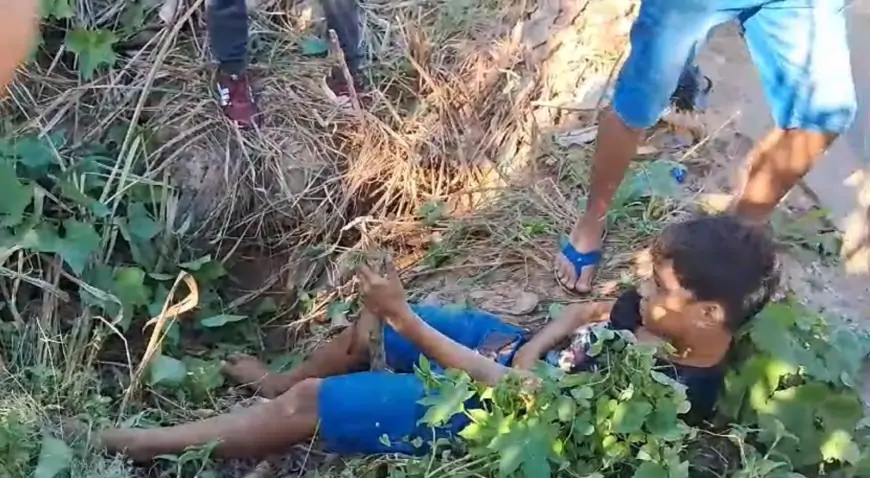 Adolescente Atropelado por Carro na Avenida Brasil: Falta de Prestação de Socorro Revolta Populares