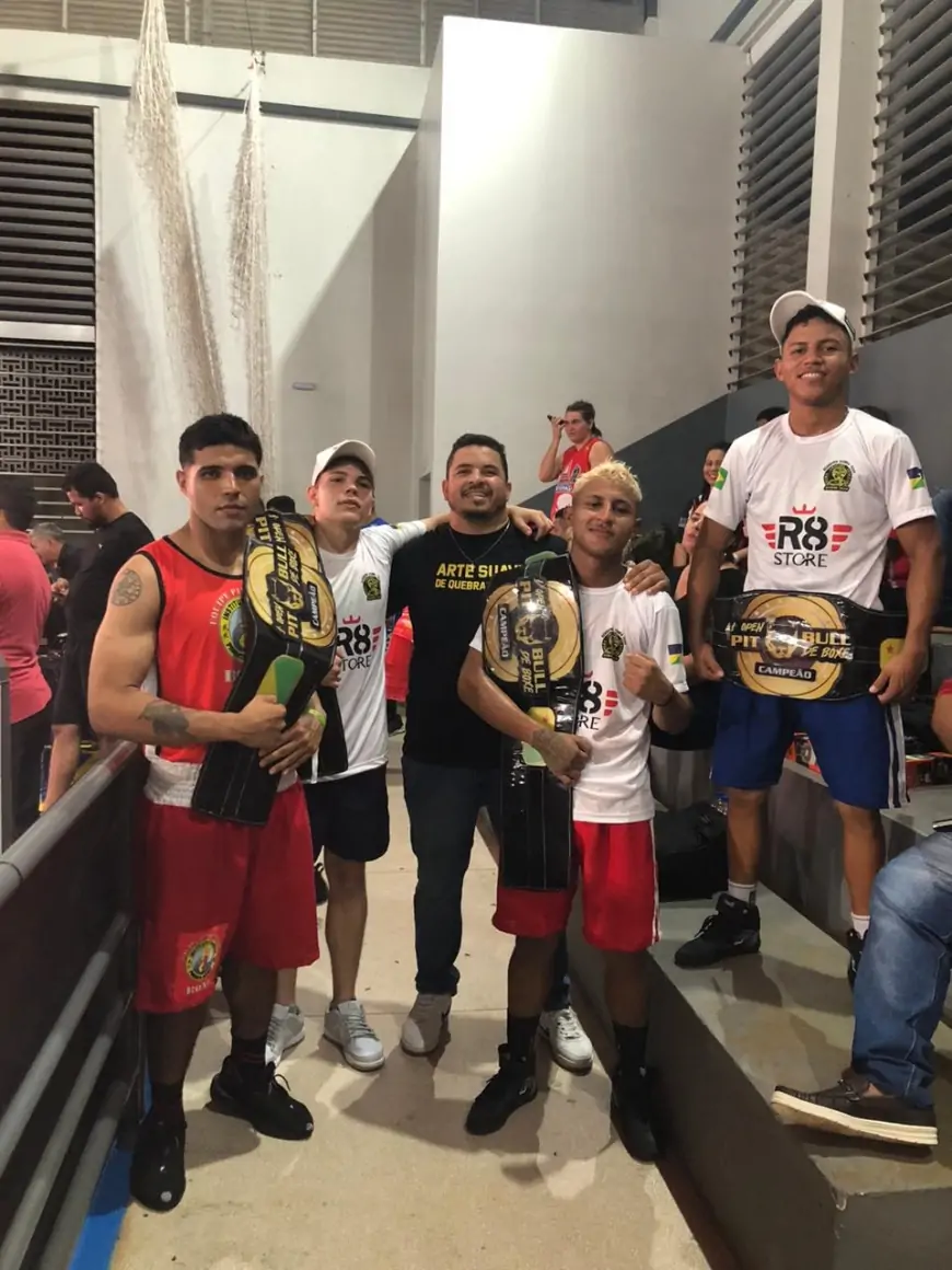 Três atletas ji-paranaenses conquistam títulos inéditos sagrando-se campeões na MODALIDADE BOXE em suas respectivas categorias