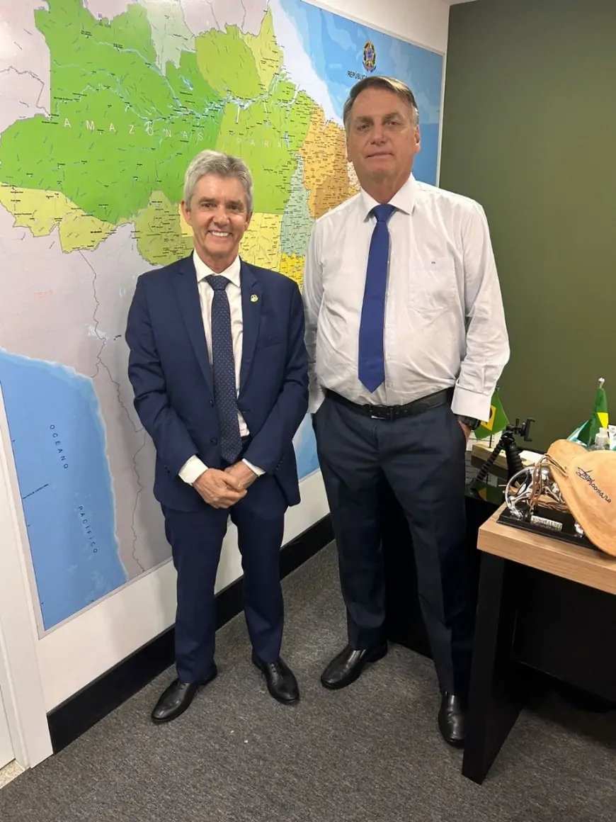 JAIME BAGATTOLI: Senador se reúne com Jair Bolsonaro para discutir posição do PL nas eleições 2024 em Rondônia