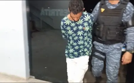 Durante patrulhamento, Polícia Militar recupera motoneta furtada e realiza apreensão de produtos suspeitos.