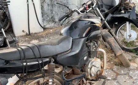 Fuga em Alta Velocidade Termina com Abandono de Motocicleta no Bairro Primavera, em Ji-Paraná