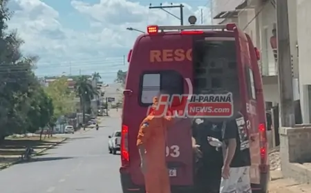Motociclista fica ferido em colisão com carro de aplicativo em Ji-Paraná