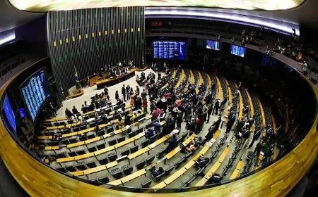 Senado propõe usar R$ 8 bi em dinheiro 'esquecido' por brasileiros