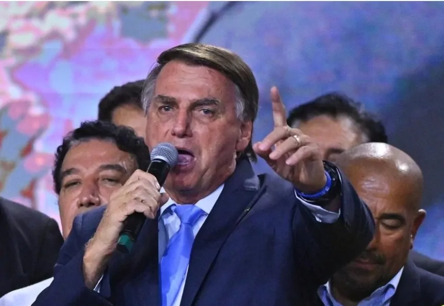 Jair Bolsonaro posta vídeo em apoio a anistia de presos do 8/1 e cita caso de um ji-paranaense
