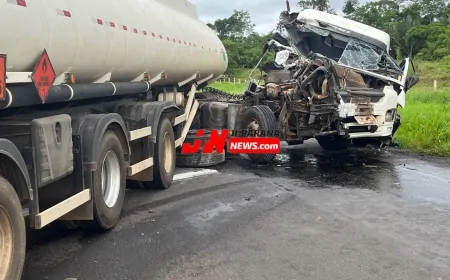 Colisão entre Carreta e Caçamba e registrado em Ji-Paraná