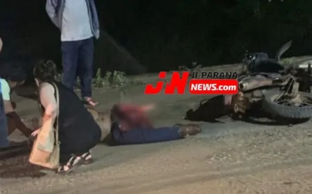 Colisão frontal em Ji-Paraná deixa motociclista com perna gravemente ferida