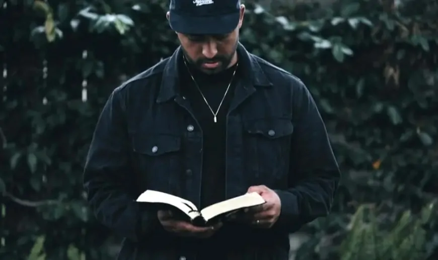 Bíblia é o livro mais marcante para os brasileiros, mostra pesquisa