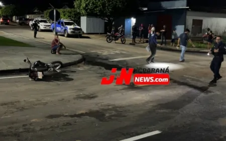 Colisão entre motocicletas deixa dois feridos em cruzamento