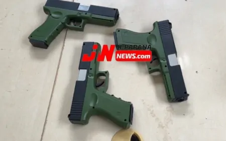 Polícia Militar Intercepta Suspeitos com Simulacros de Arma de Fogo