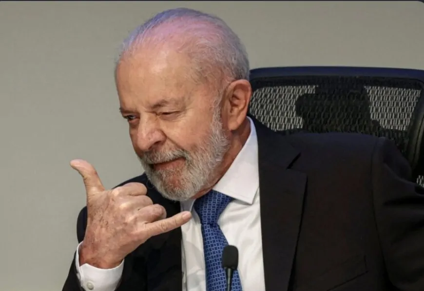 Lula, que atacou cartão corporativo sob Bolsonaro, eleva gastos e aplica sigilo de 100 anos