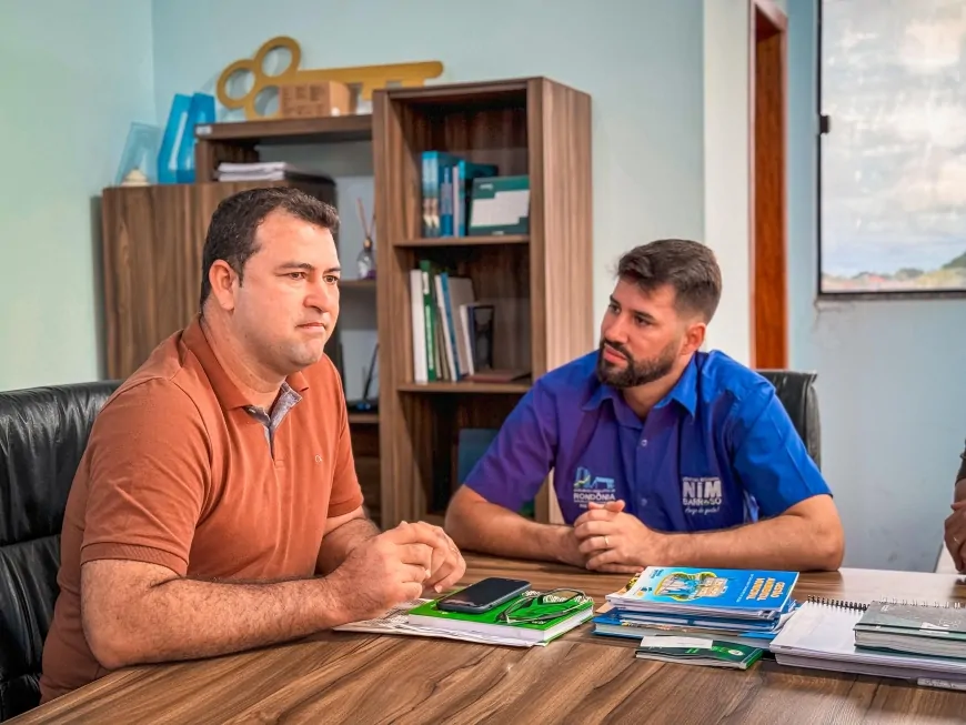 Prefeito de Urupá recebe deputado Nim Barroso