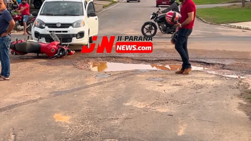 Acidente de Trânsito em Ji-Paraná: Colisão entre Carro e Moto Deixa Motociclista Ferido