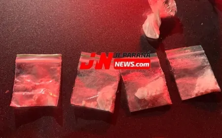 Polícia realiza abordagem e apreende drogas durante patrulhamento