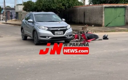 Colisão entre automóvel e motoneta deixa mulher ferida em Ji-Paraná